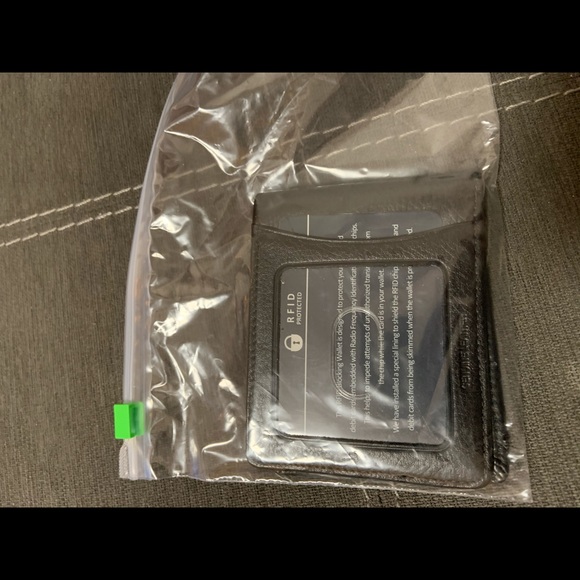 Penguin WALLET - Picture 2 of 3